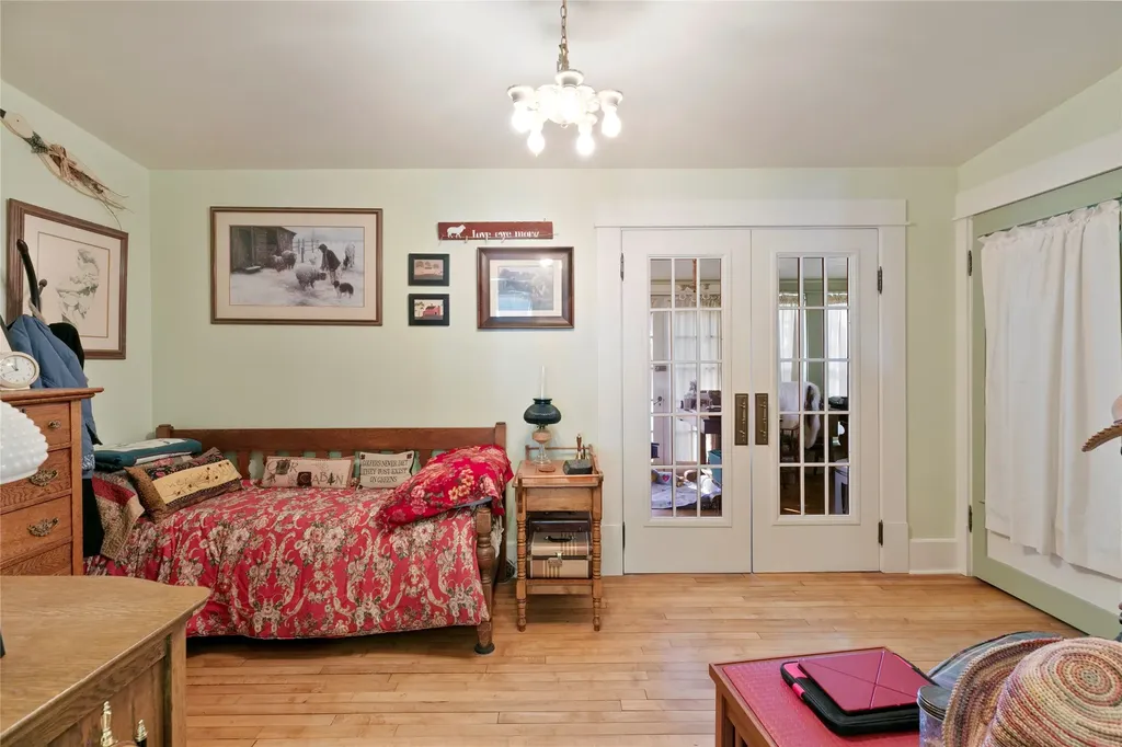 1003 N Burnt Fork Road Stevensville MT 59870