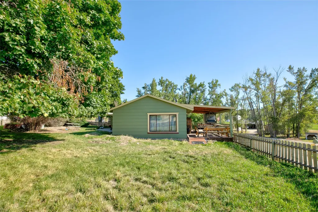 1003 N Burnt Fork Road Stevensville MT 59870