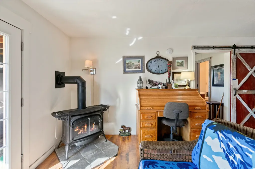 1003 N Burnt Fork Road Stevensville MT 59870