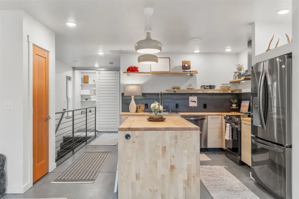 983 Kemp Street Missoula MT 59801
