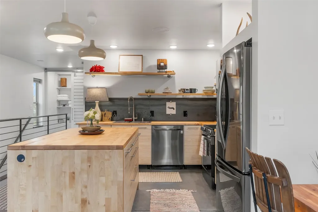 983 Kemp Street Missoula MT 59801