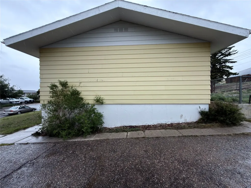 437 Mountain View Boulevard Cut Bank MT 59427