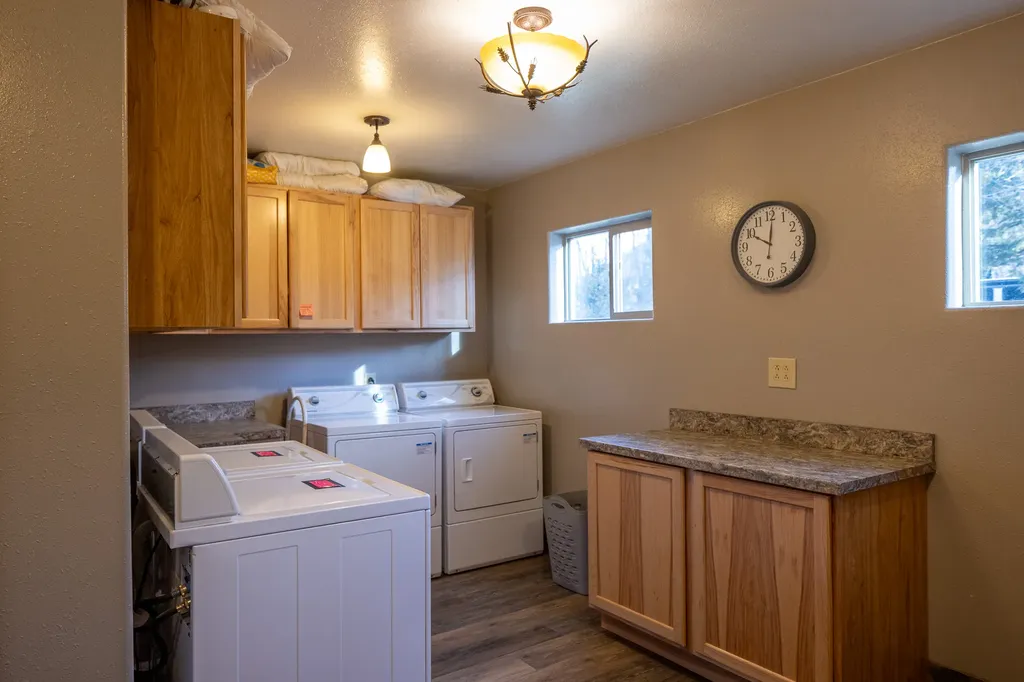 8571 Sun Canyon Lodge Road Augusta MT 59410
