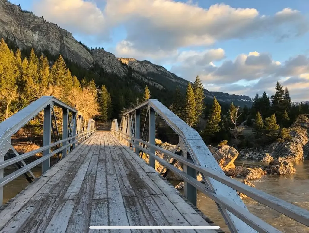 8571 Sun Canyon Lodge Road Augusta MT 59410