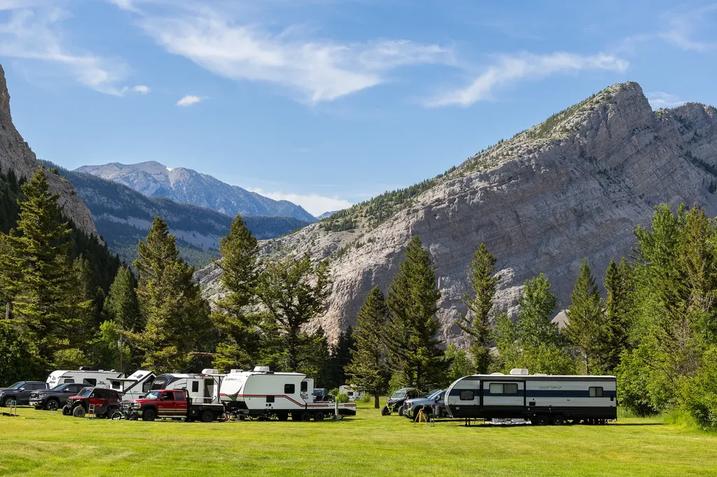 8571 Sun Canyon Lodge Road Augusta MT 59410