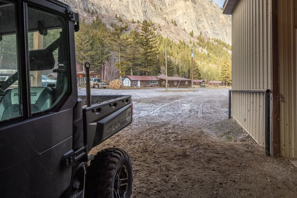 8571 Sun Canyon Lodge Road Augusta MT 59410
