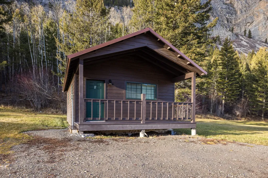 8571 Sun Canyon Lodge Road Augusta MT 59410