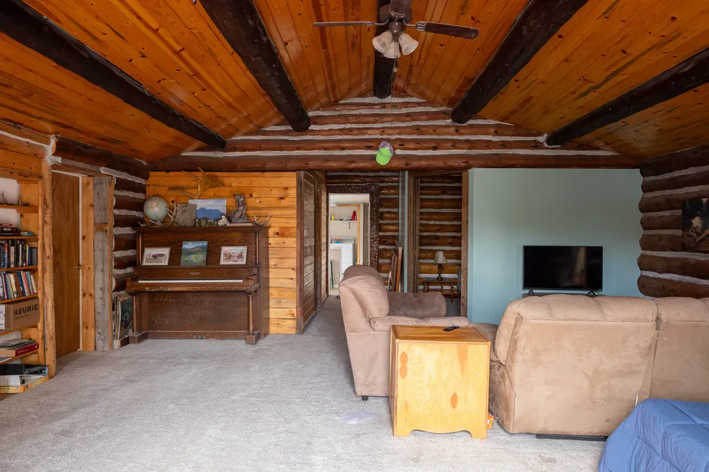 8571 Sun Canyon Lodge Road Augusta MT 59410