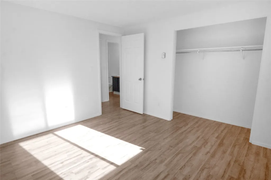 323/325 W River Road Hamilton MT 59840