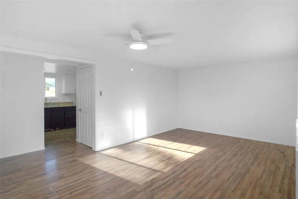 323/325 W River Road Hamilton MT 59840