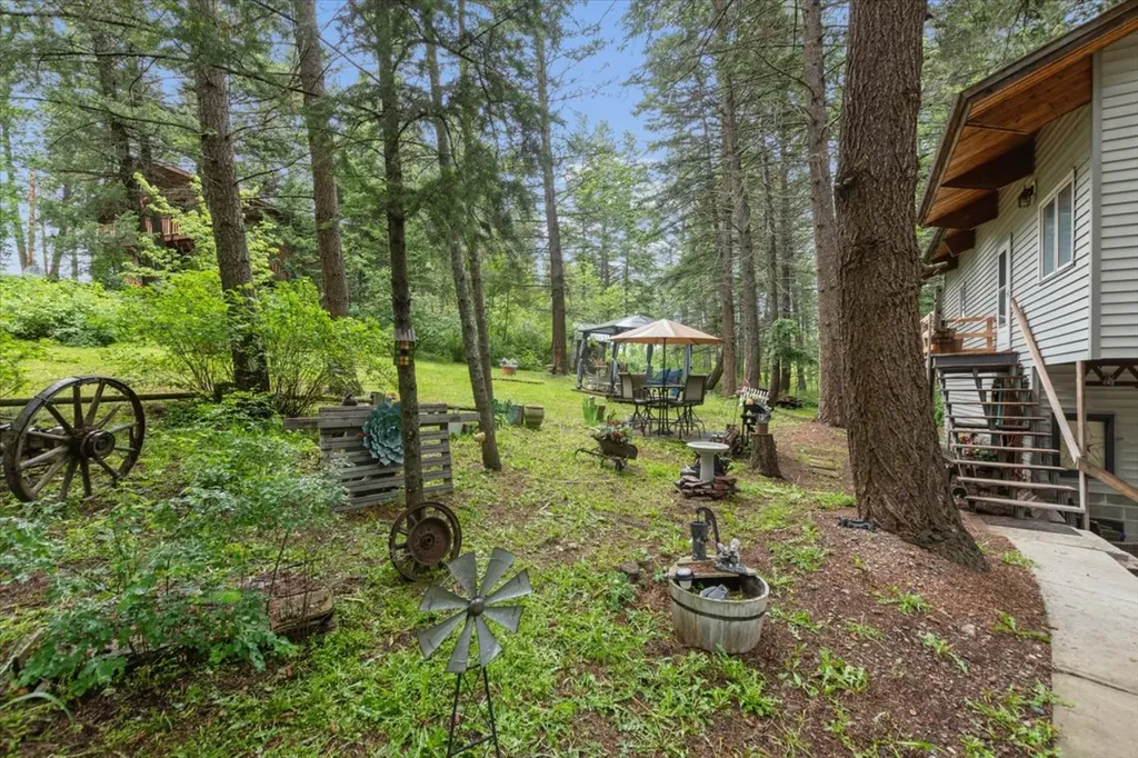 7585 Us Highway 2 E Columbia Falls MT 59912
