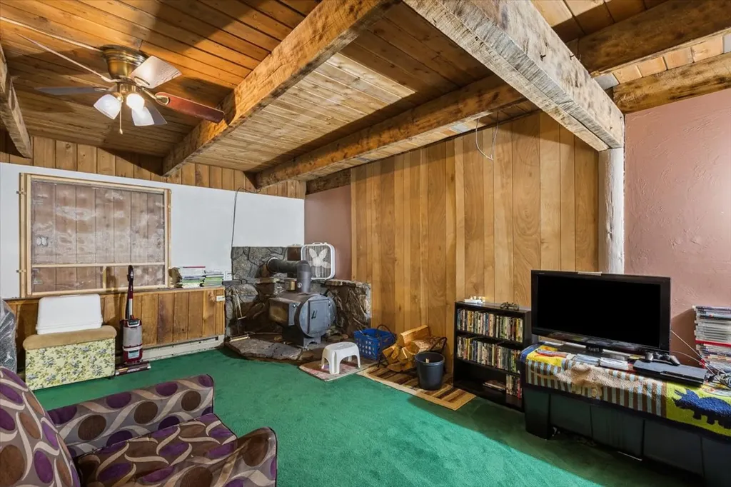 7585 Us Highway 2 E Columbia Falls MT 59912