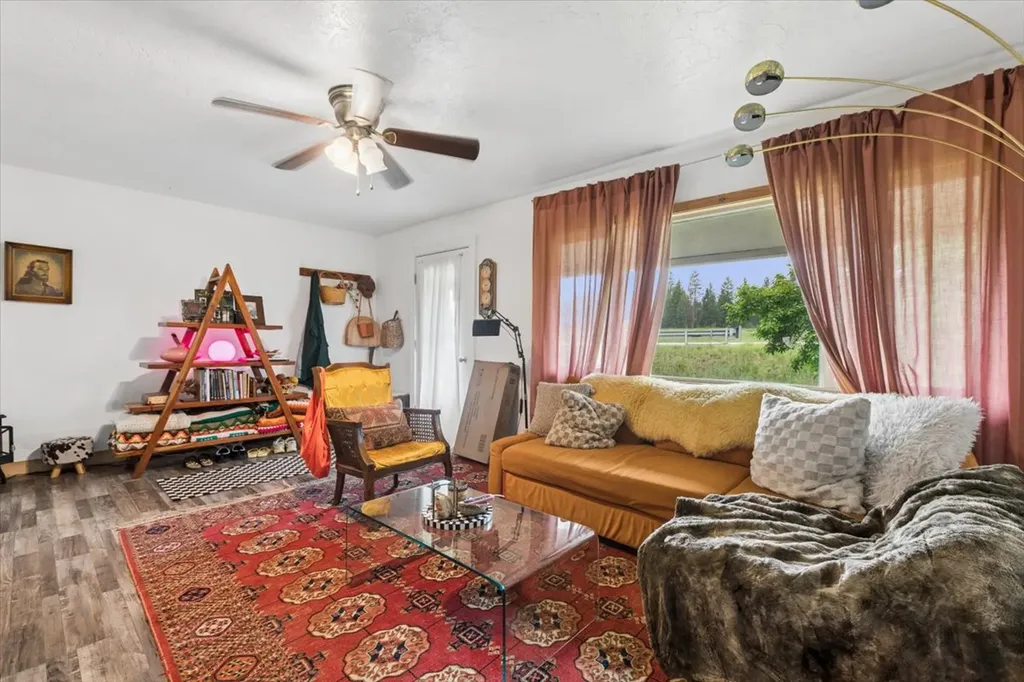 7585 Us Highway 2 E Columbia Falls MT 59912