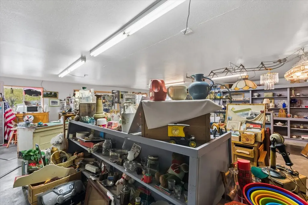 7585 Us Highway 2 E Columbia Falls MT 59912