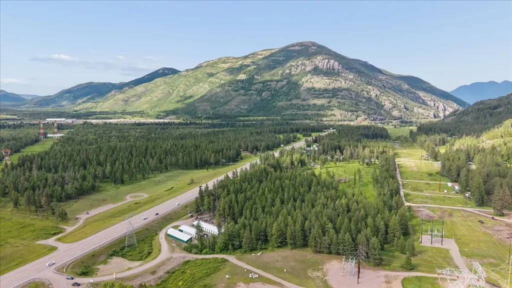 7585 Us Highway 2 E Columbia Falls MT 59912