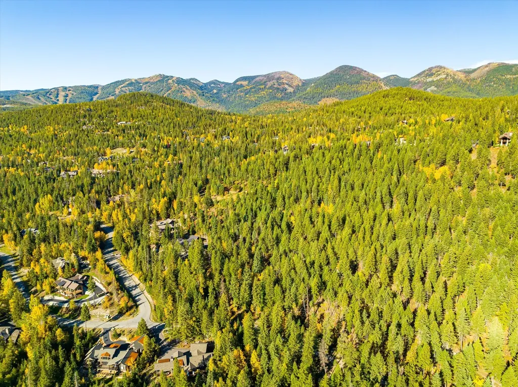 211 Arrowhead Drive Whitefish MT 59937