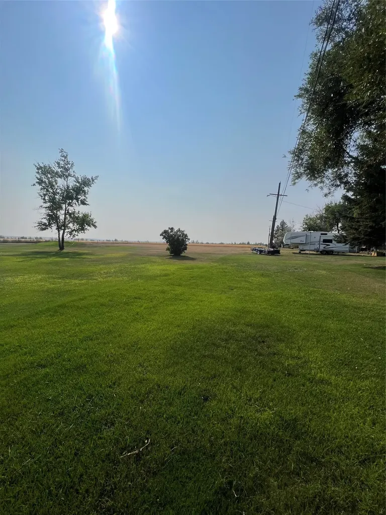 608 2nd Street Valier MT 59486