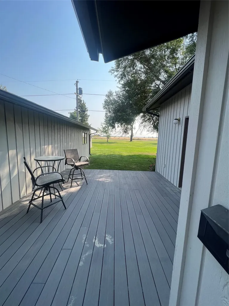 608 2nd Street Valier MT 59486