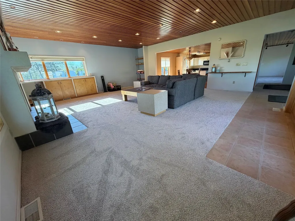 608 2nd Street Valier MT 59486