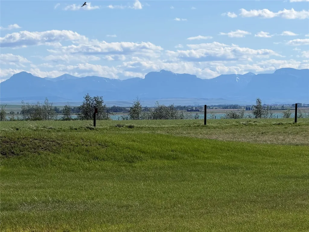 608 2nd Street Valier MT 59486