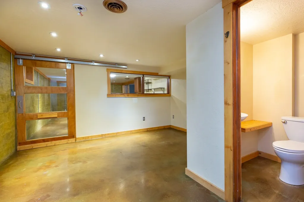 1732 Defoe Street Missoula MT 59802