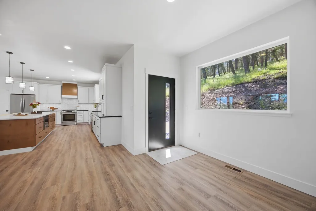 1191 Big Flat Road Missoula MT 59804