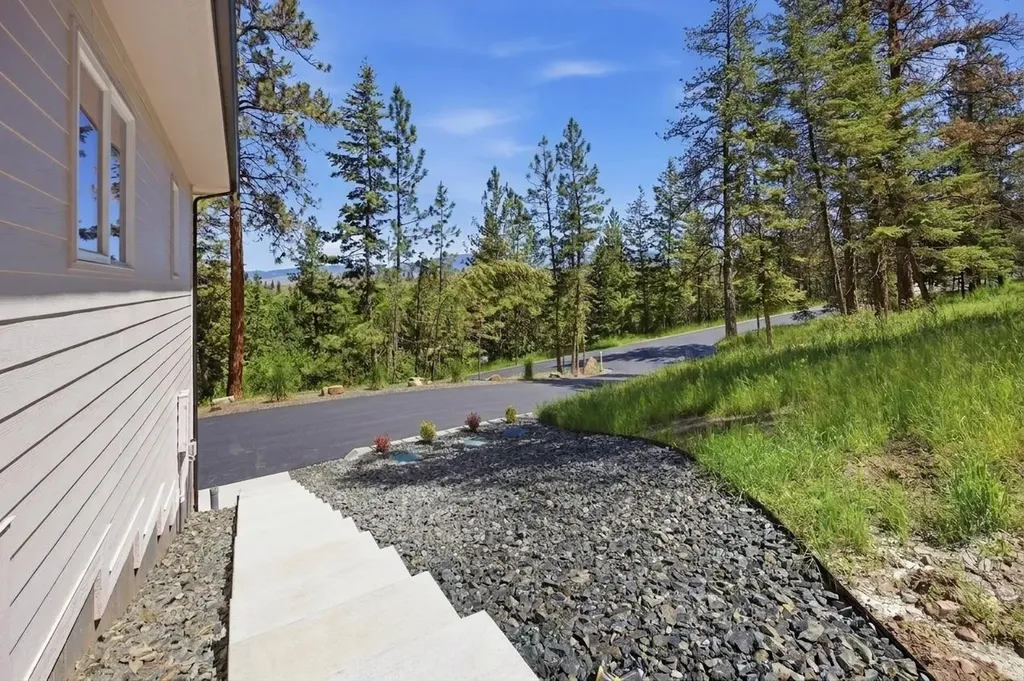 1191 Big Flat Road Missoula MT 59804