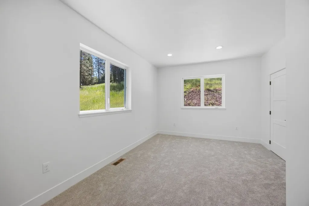 1191 Big Flat Road Missoula MT 59804