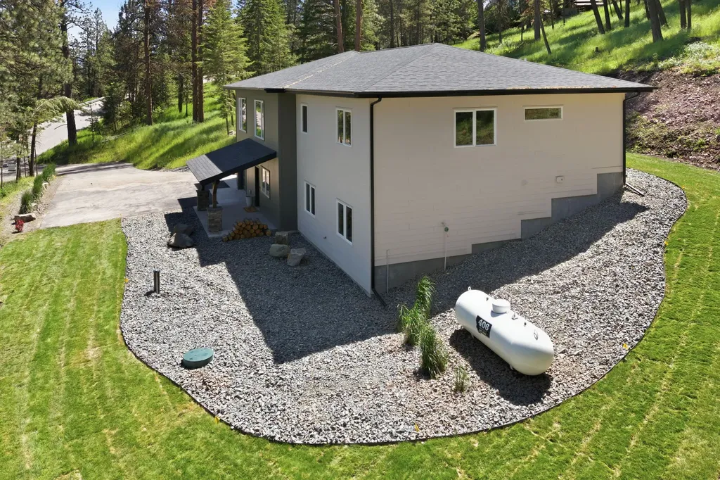 1191 Big Flat Road Missoula MT 59804