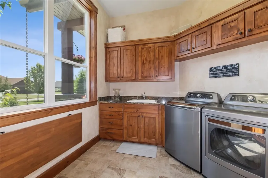 1260 Quail Ridge Drive Kalispell MT 59901