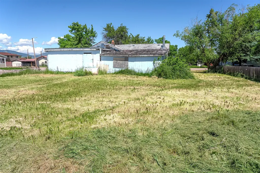 413 9th Avenue W Polson MT 59860