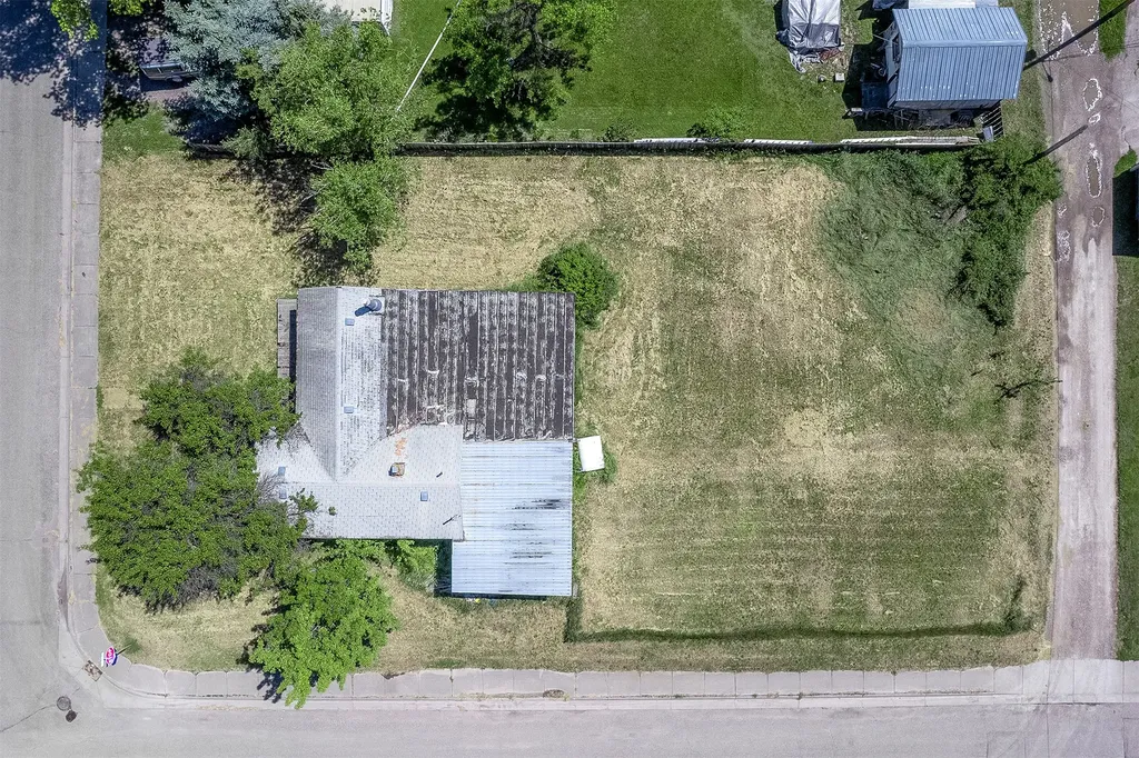 413 9th Avenue W Polson MT 59860