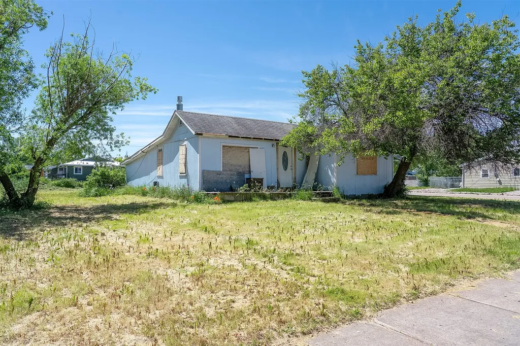 413 9th Avenue W Polson MT 59860