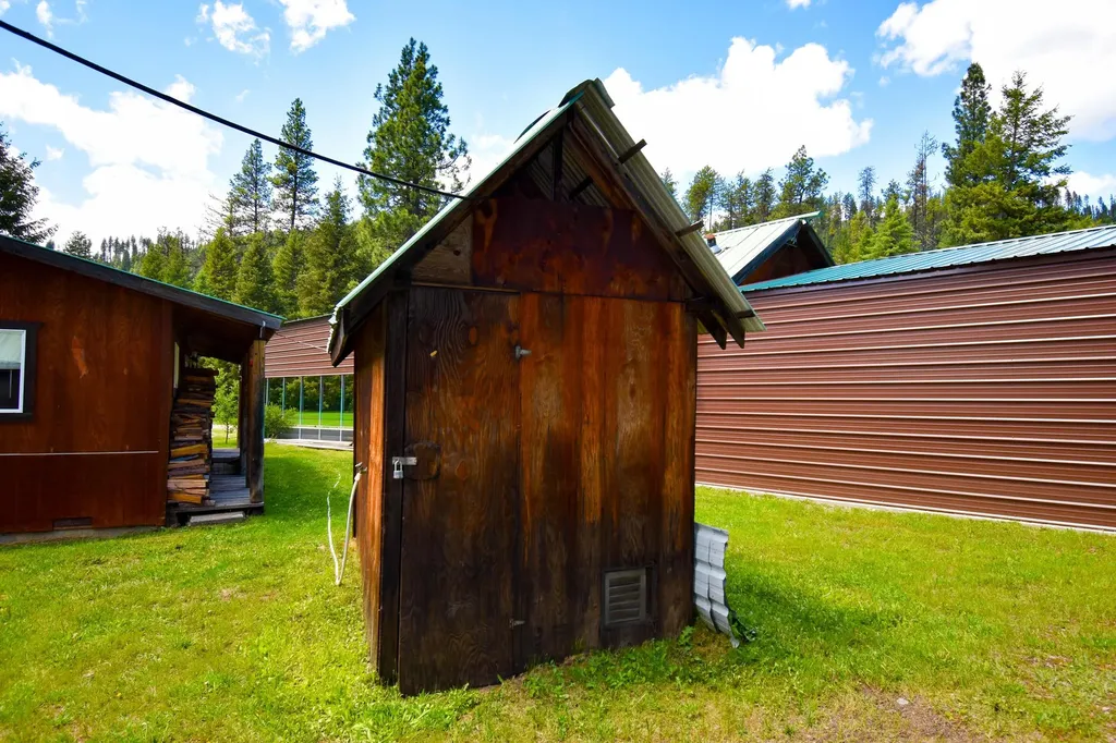 180 Cabin City Loop Road St Regis MT 59866