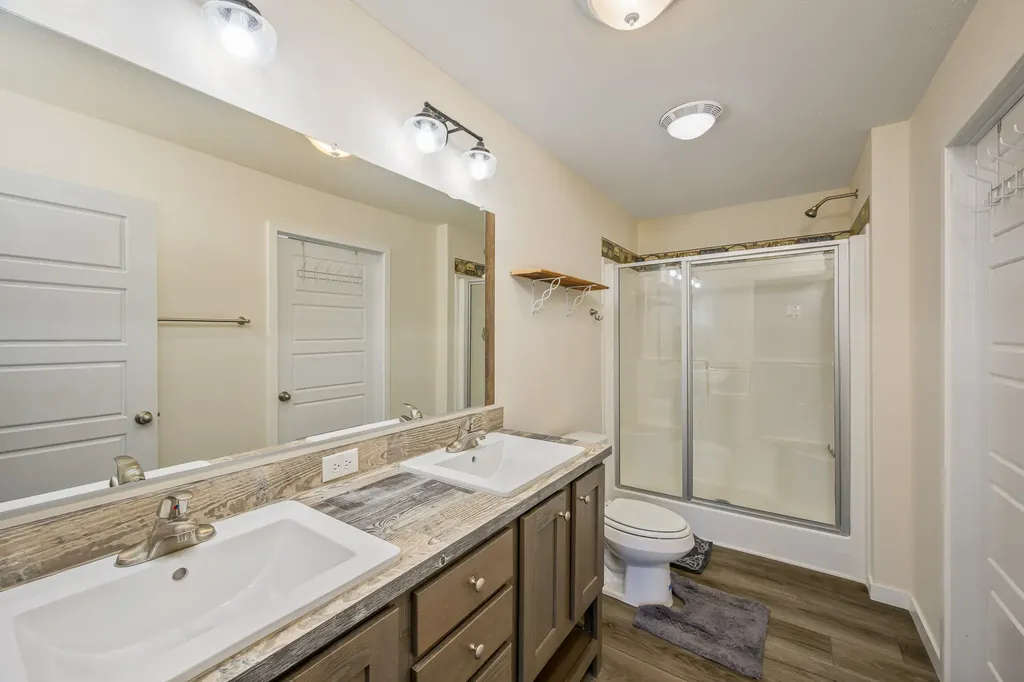 4 N Moonlight Drive Roundup MT 59072
