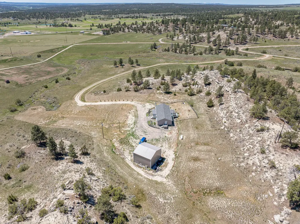 4 N Moonlight Drive Roundup MT 59072