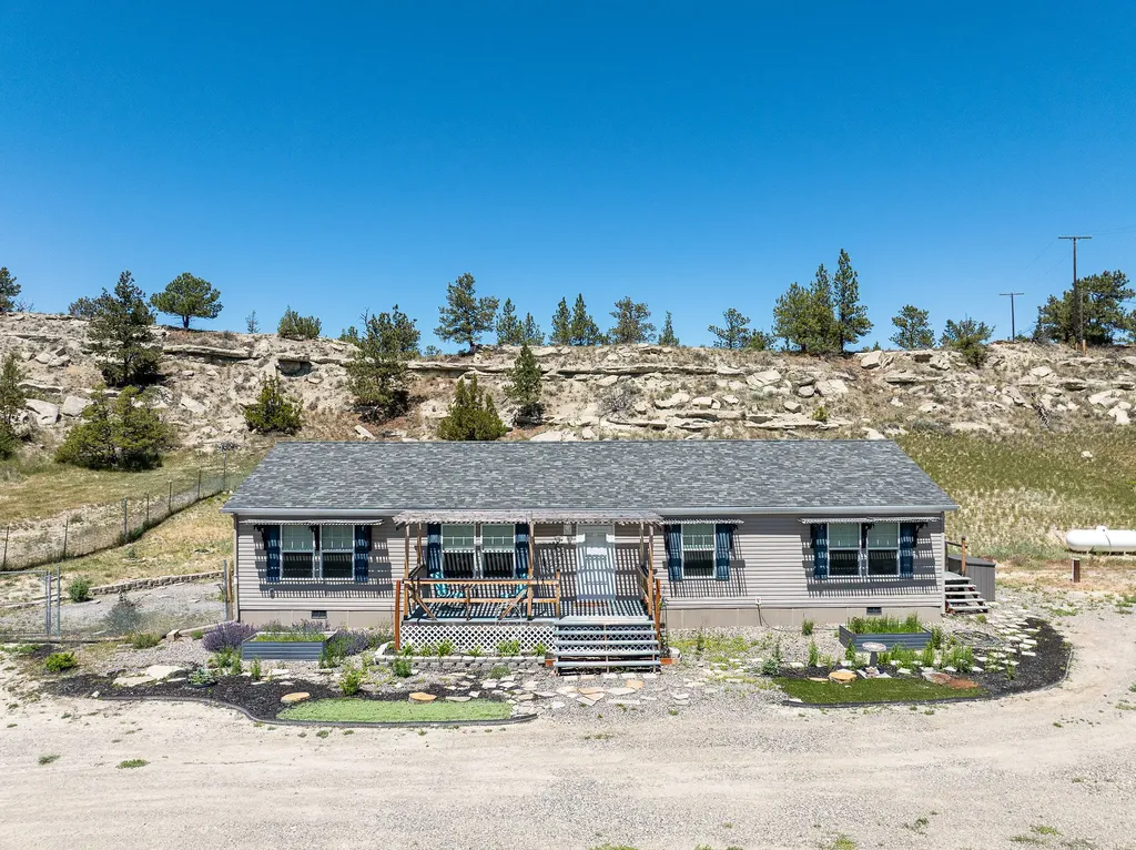 4 N Moonlight Drive Roundup MT 59072