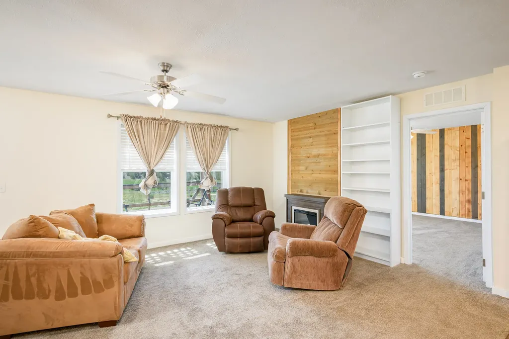 4 N Moonlight Drive Roundup MT 59072