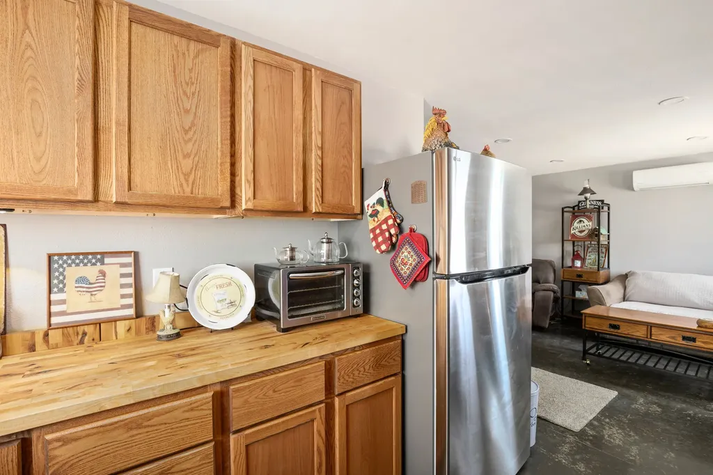 20 Kamloops Road Power MT 59468
