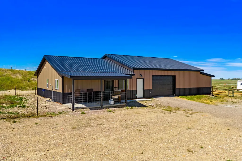 20 Kamloops Road Power MT 59468