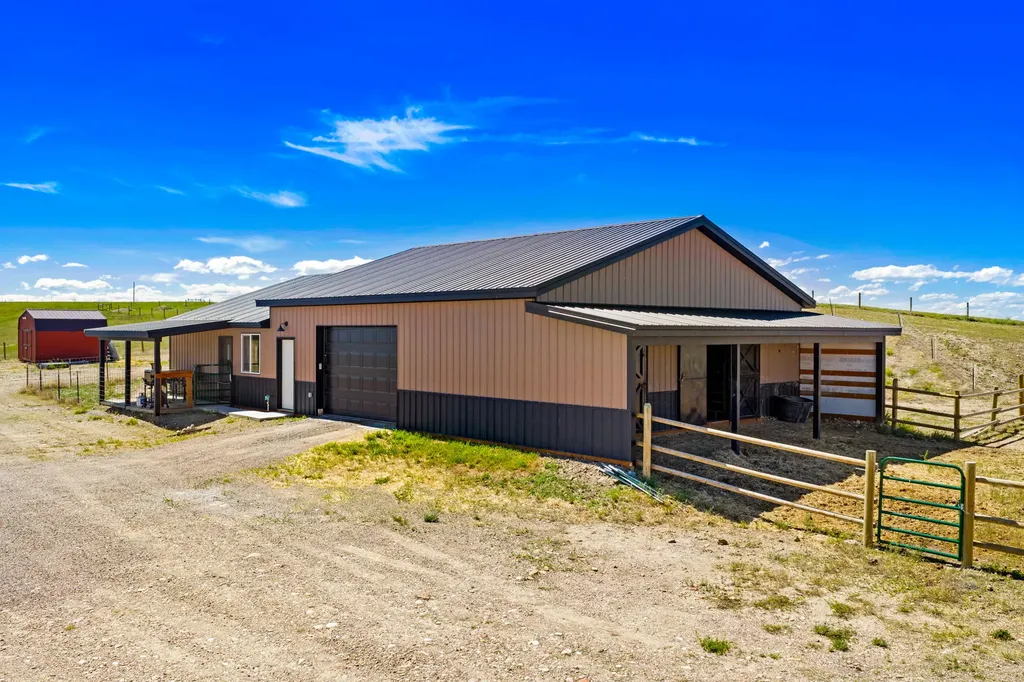 20 Kamloops Road Power MT 59468