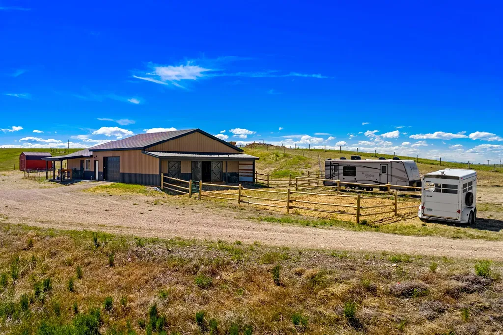 20 Kamloops Road Power MT 59468