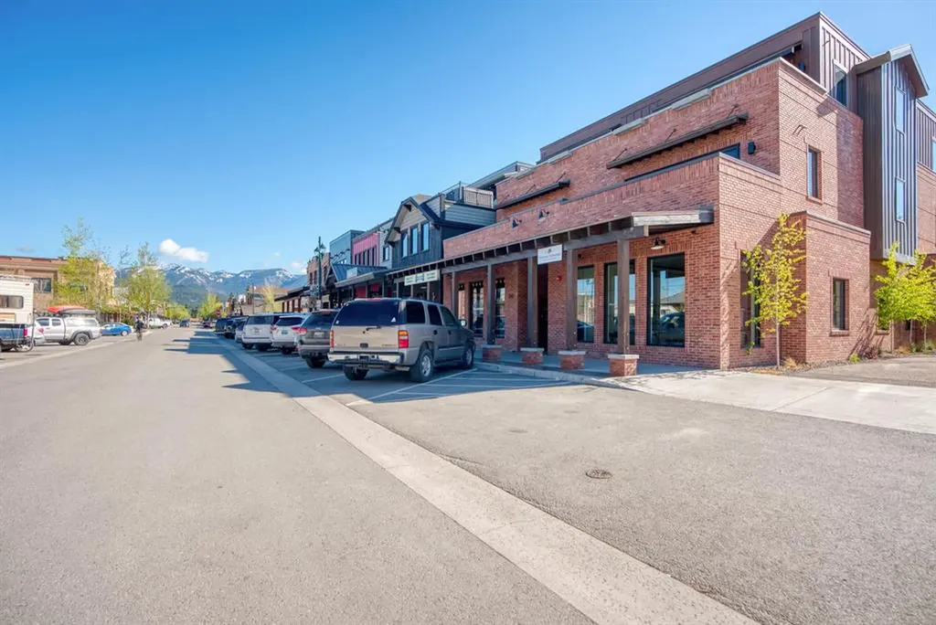 325 Central Avenue Whitefish MT 59937