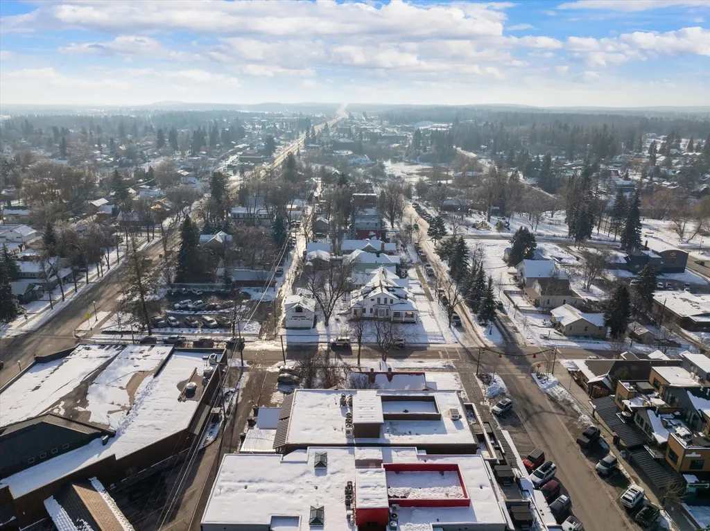 325 Central Avenue Whitefish MT 59937
