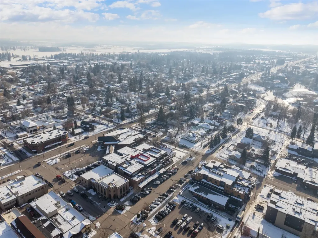 325 Central Avenue Whitefish MT 59937