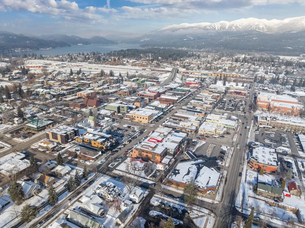 325 Central Avenue Whitefish MT 59937