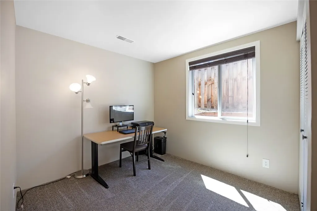 18 Russell Park W Missoula MT 59801