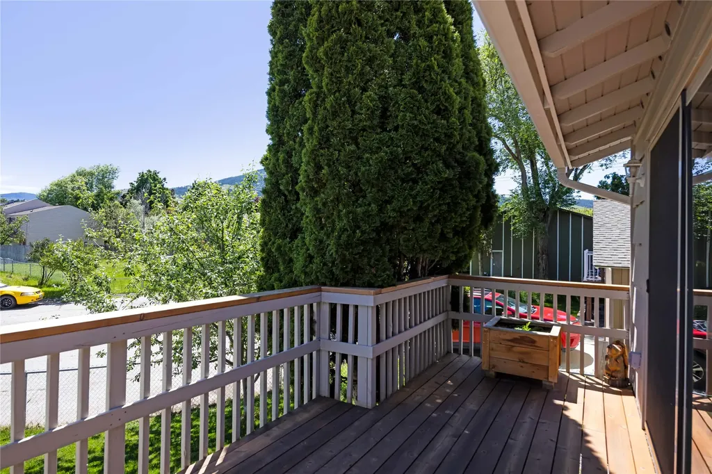 18 Russell Park W Missoula MT 59801