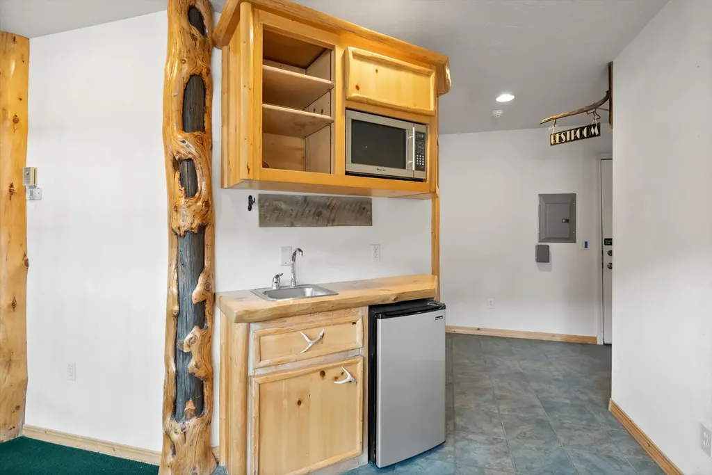 2400 9th Street W Columbia Falls MT 59912