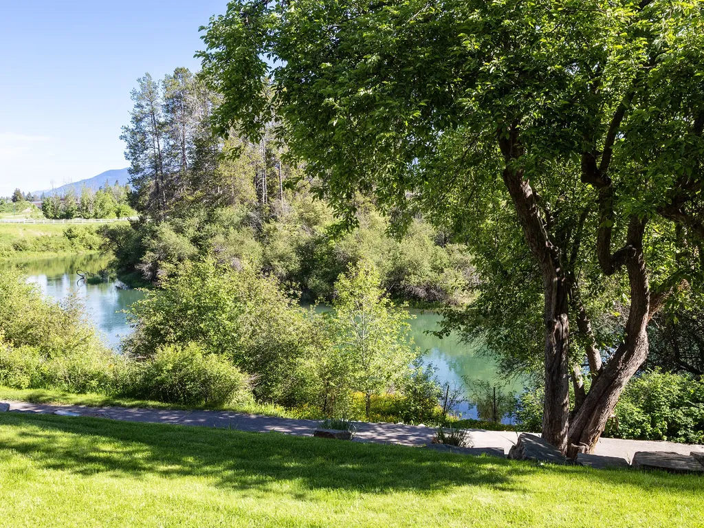175 Arielle Way Whitefish MT 59937
